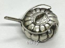 Antique Vintage Japanese Sterling Silver Repousse Salt & Pepper Shaker 71g